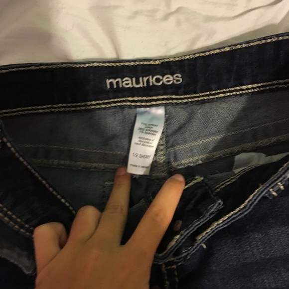 Maurices jeans - Picture 2 of 3